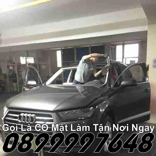 Thay kính sau xe hơi ô tô